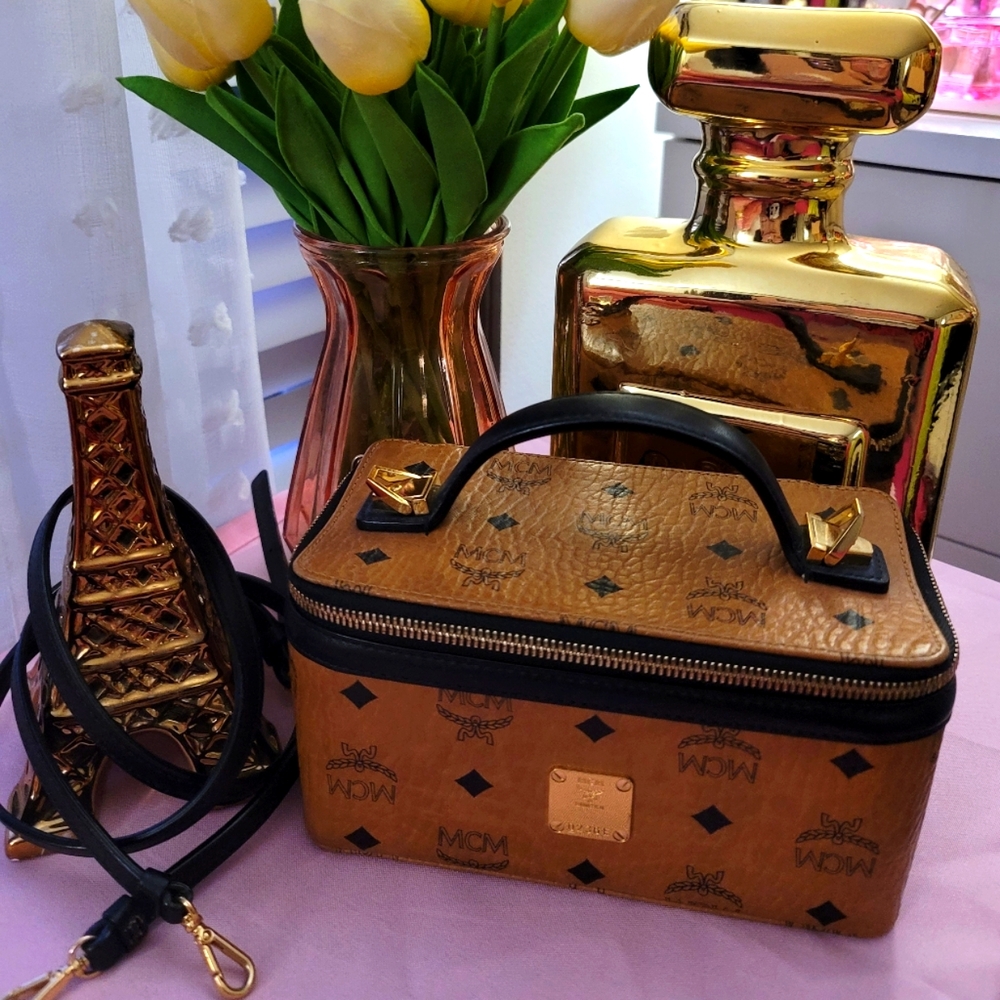 MCM Rockstar Vanity Case Visetos Cognac